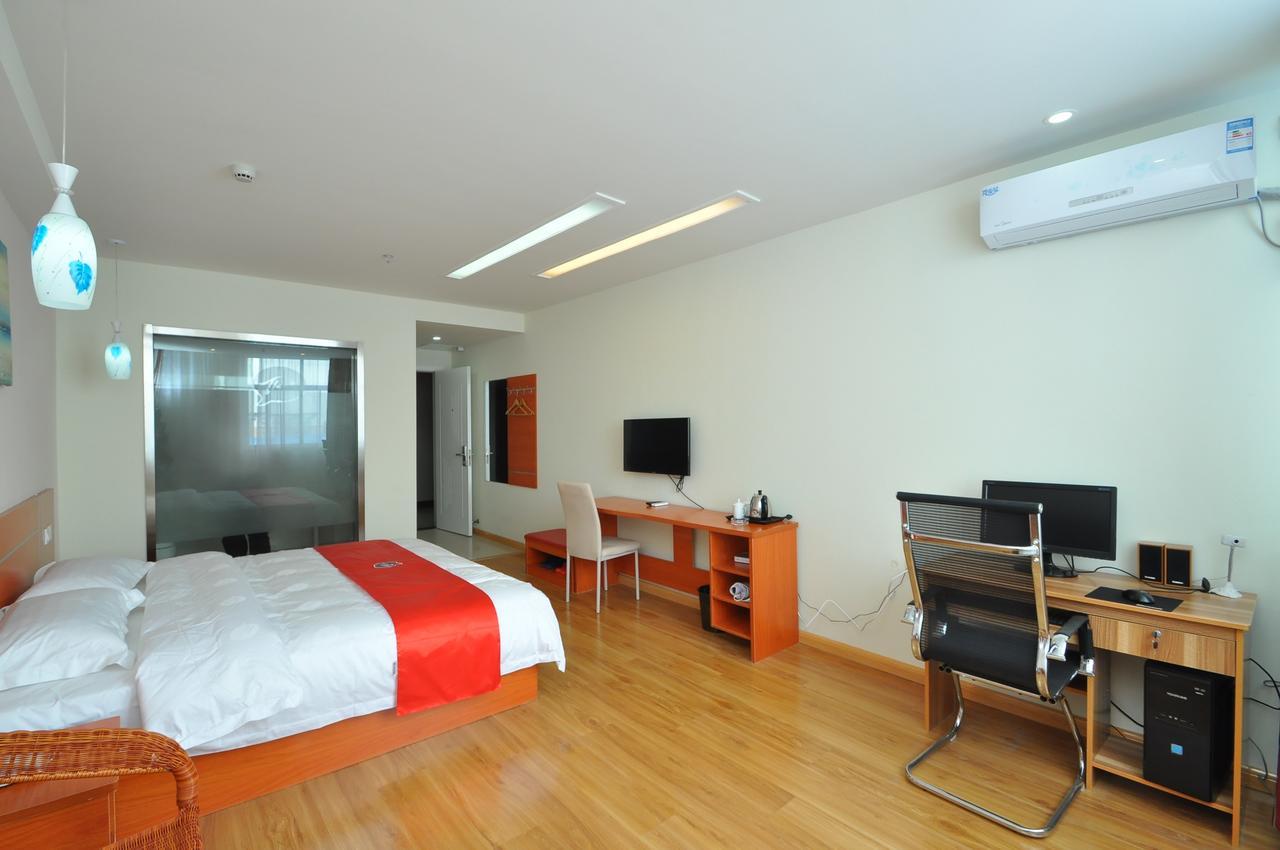 Thank Inn Chain Hotel West Eleven Road Mall Линьи Экстерьер фото