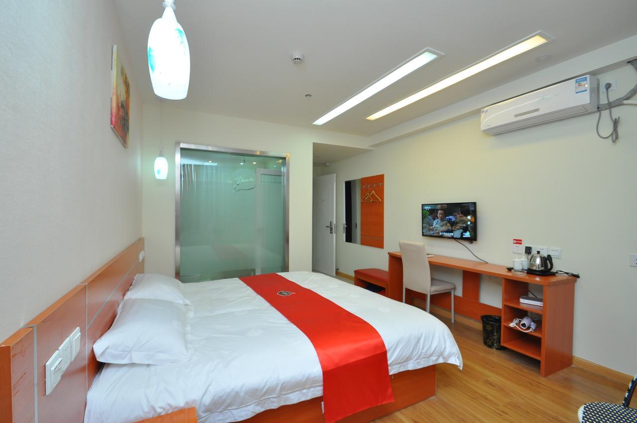 Thank Inn Chain Hotel West Eleven Road Mall Линьи Экстерьер фото