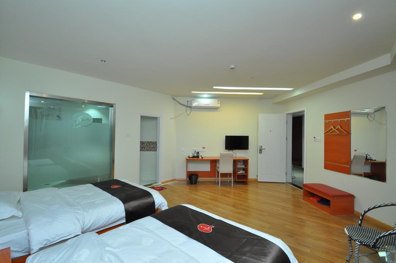 Thank Inn Chain Hotel West Eleven Road Mall Линьи Экстерьер фото